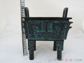 厚趠方鼎 現代中式家居中的青銅雅韻與吉祥象征